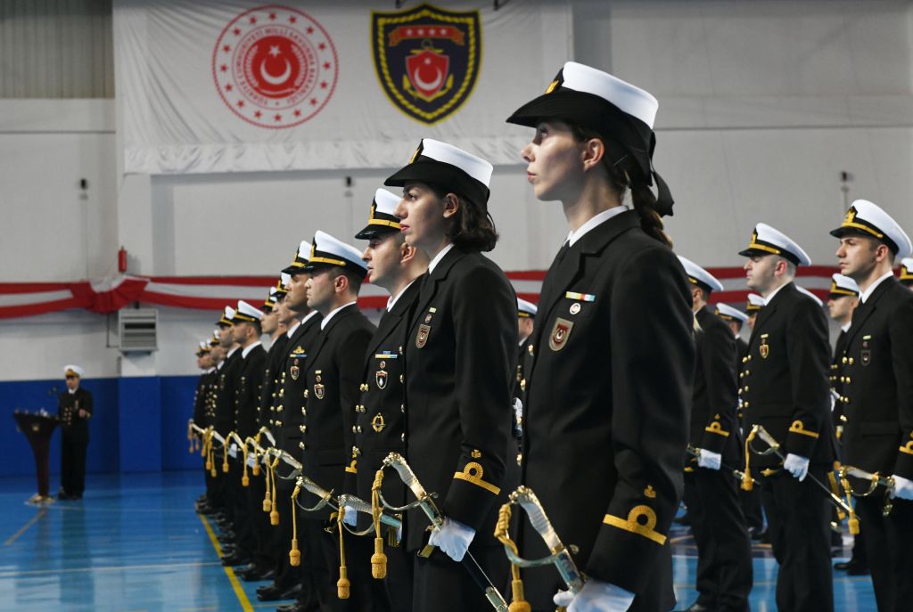 SUBAY TEMEL ASKERLİK ANLAYIŞI KAZANDIRMA EĞİTİMİ DİPLOMA TÖRENİ